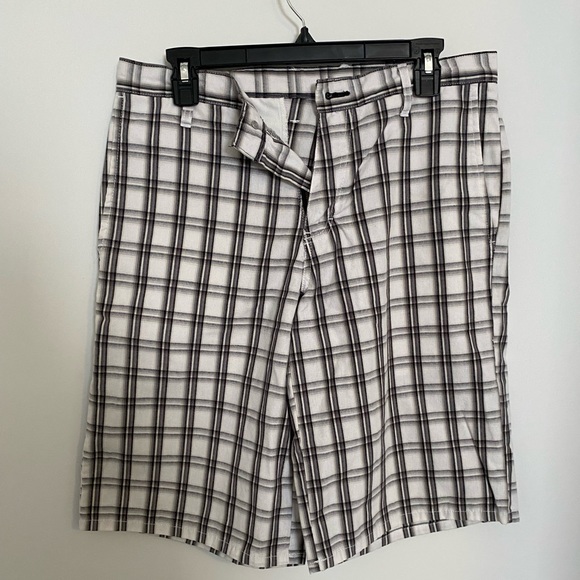 Size 30 Men’s Shorts - Picture 1 of 1